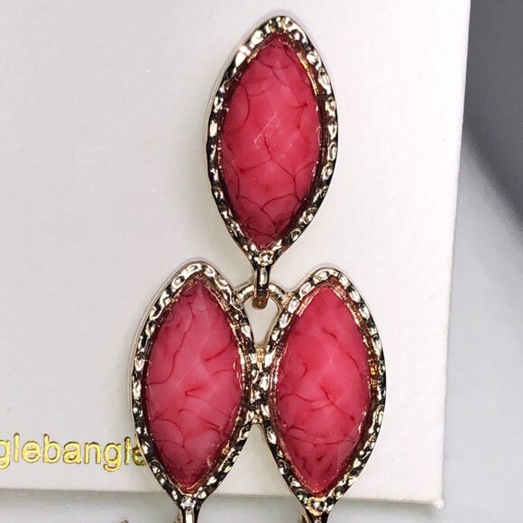 Amrita Fuchsia & Gold Chandelier Earrings - Picture 3 of 6